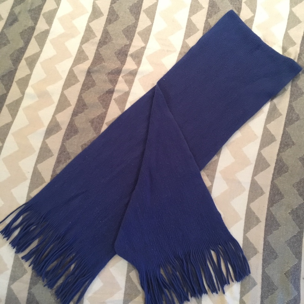 Blue Knit Scarf